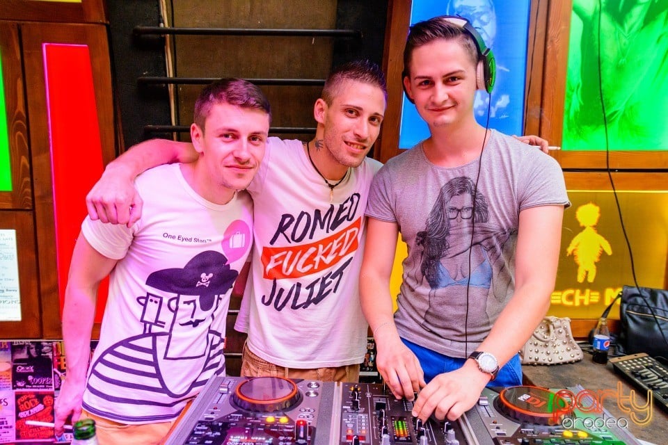 Saturday Party, 