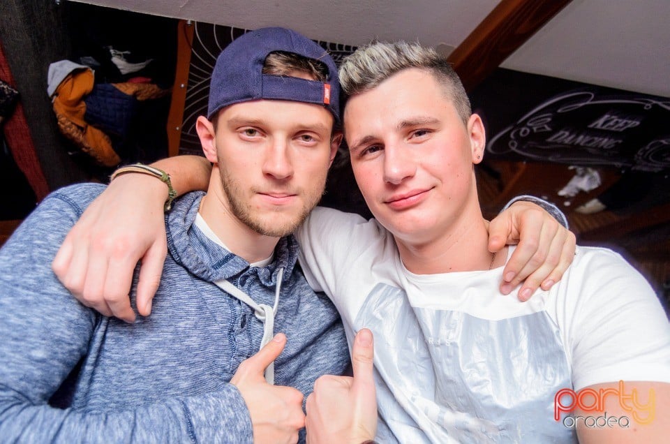 Saturday Party, 