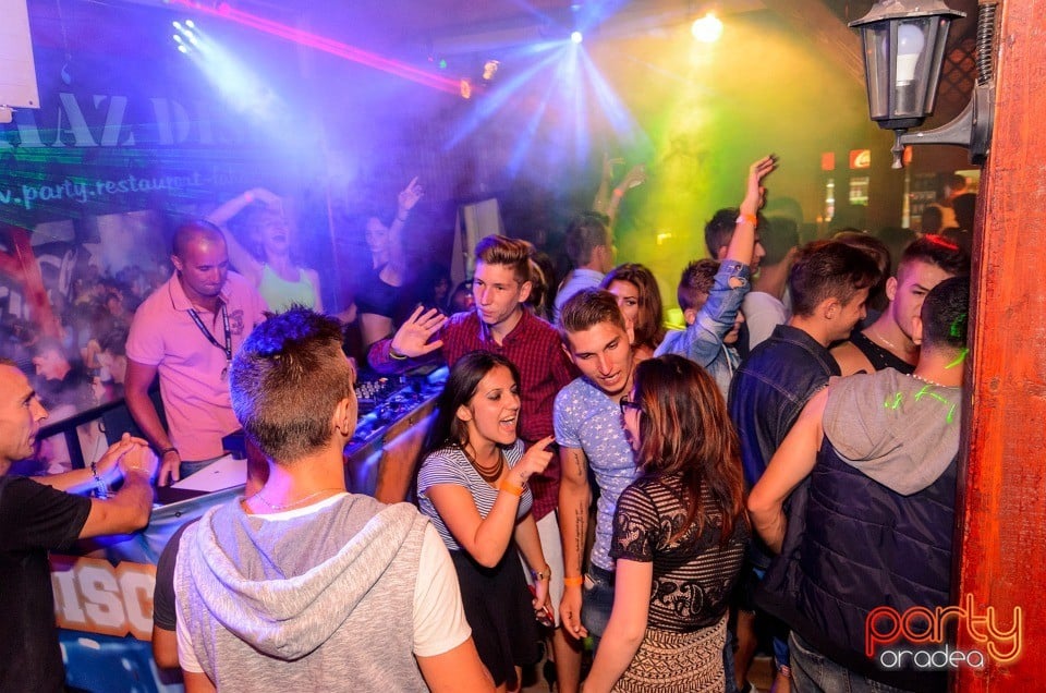 Saturday party, 