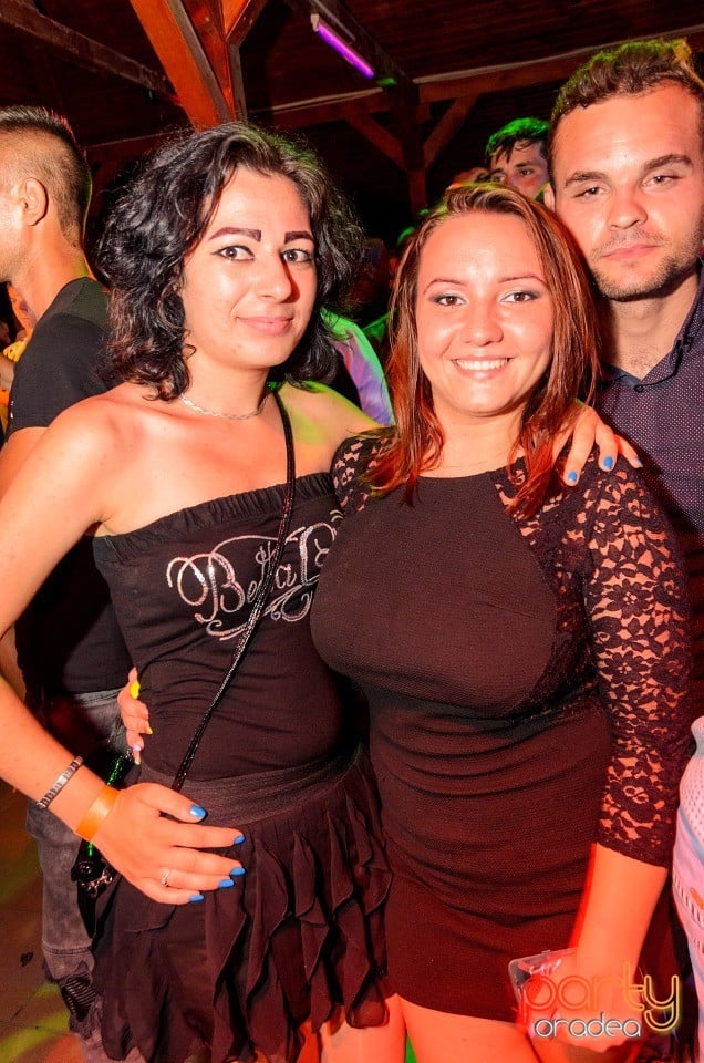 Saturday party, 