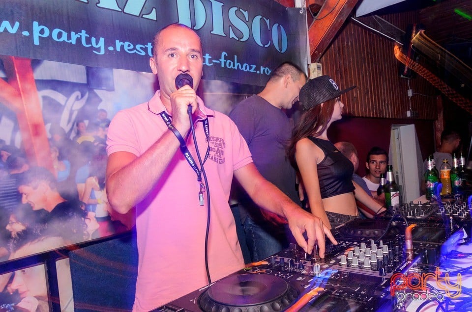 Saturday party, 