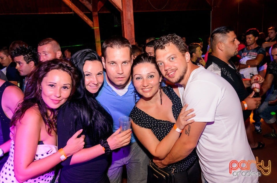 Saturday party, 