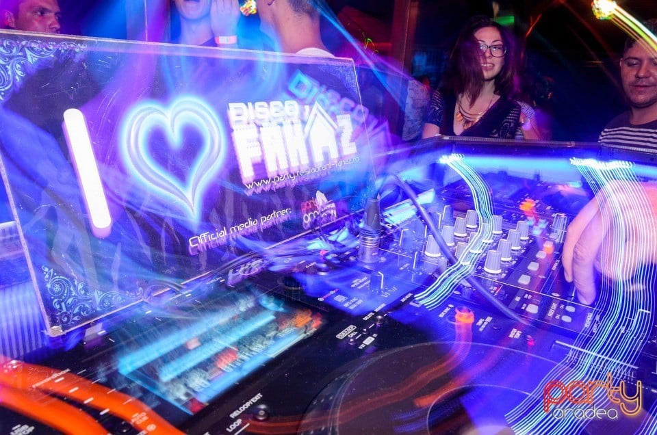 Saturday party, 