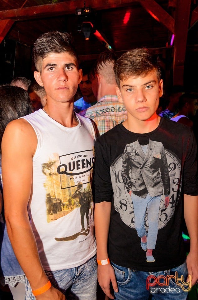 Saturday party, 