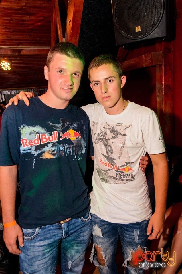 Saturday party, 