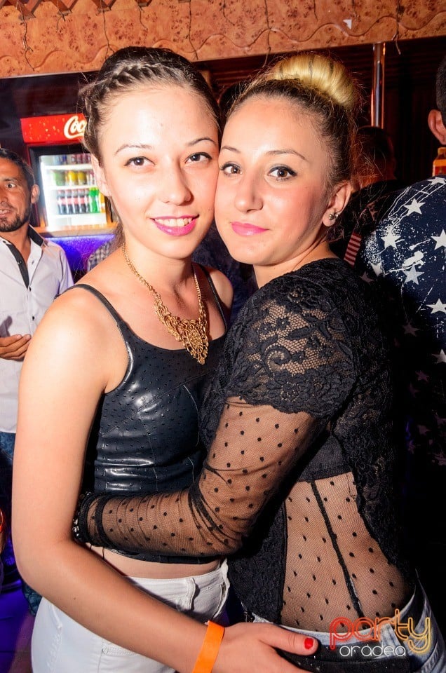 Saturday party, 