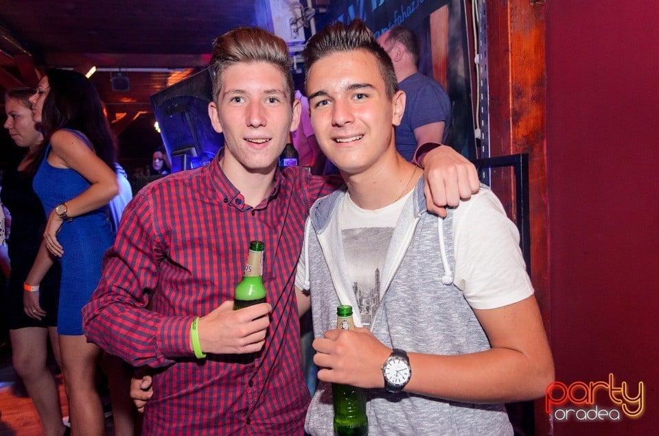 Saturday party, 