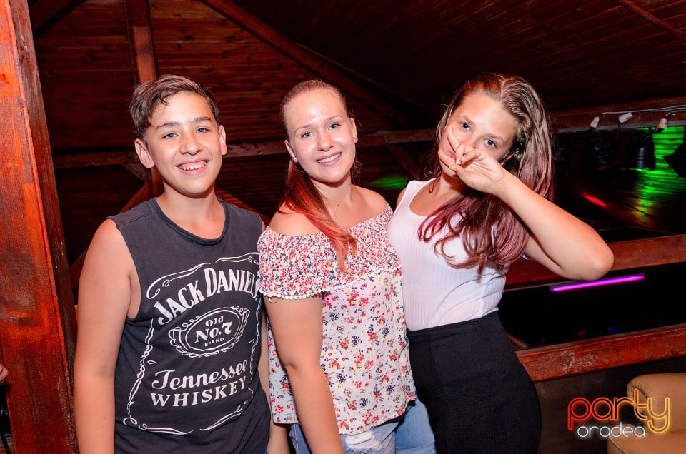 Saturday party, 