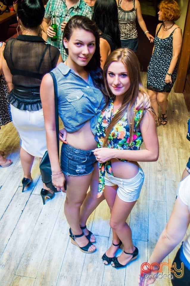 Saturday Party, 
