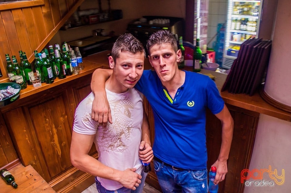 Saturday Party, 