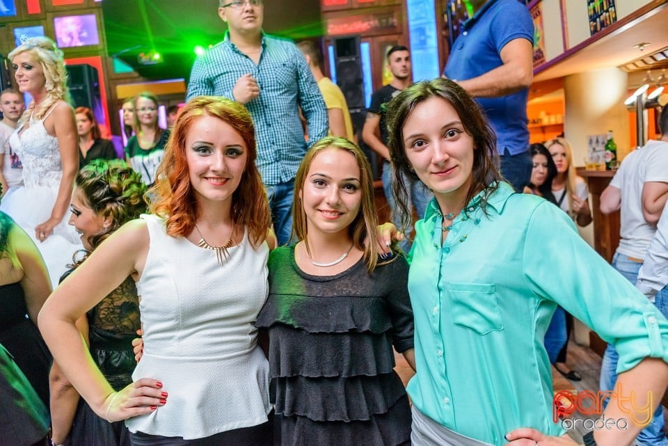 Saturday Party, 
