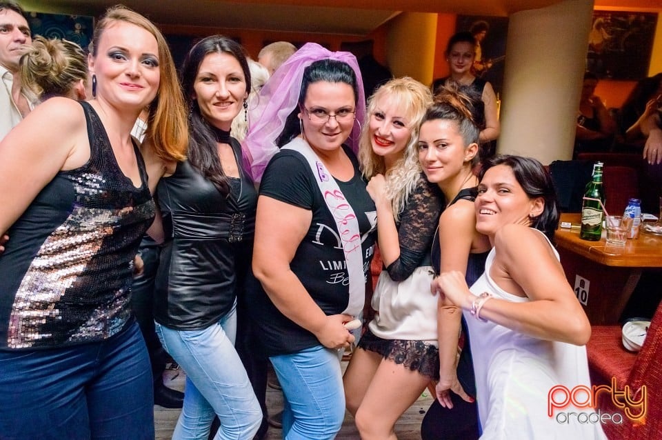 Saturday Party, 