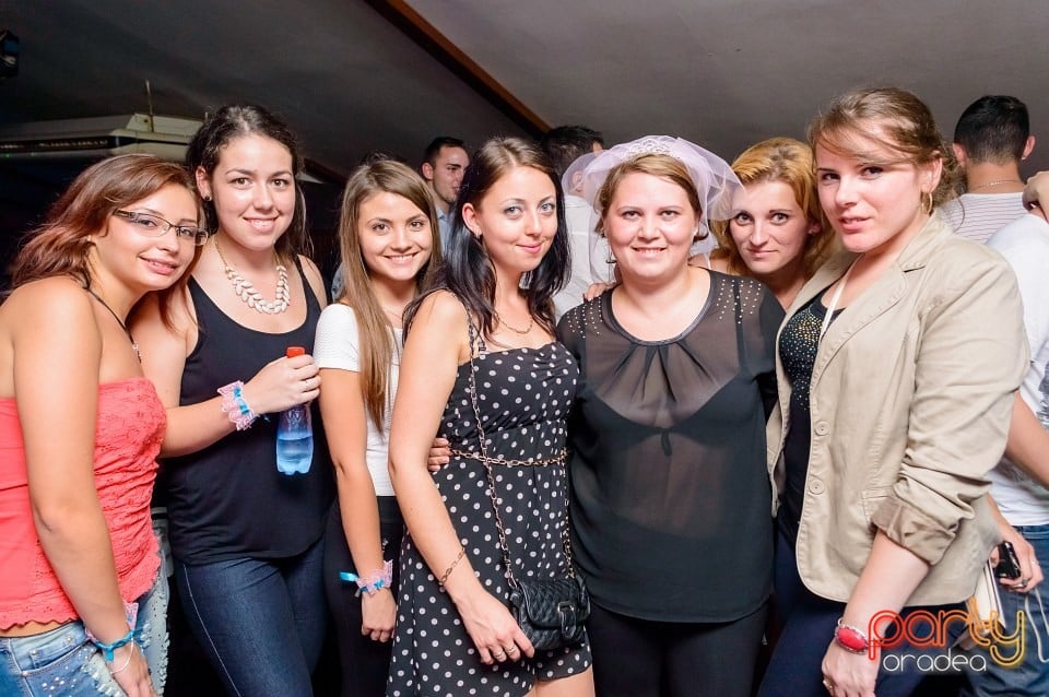 Saturday Party, 