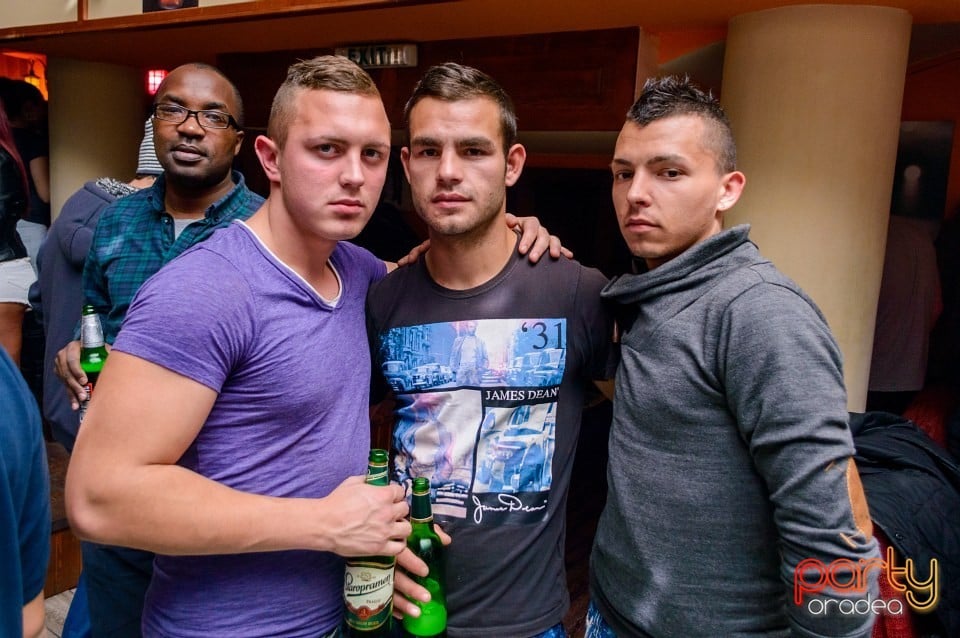 Saturday Party, 