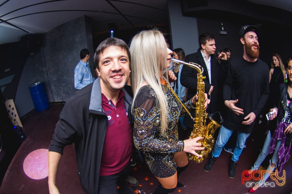 Sax & The Violy Lady by Promo Events, 