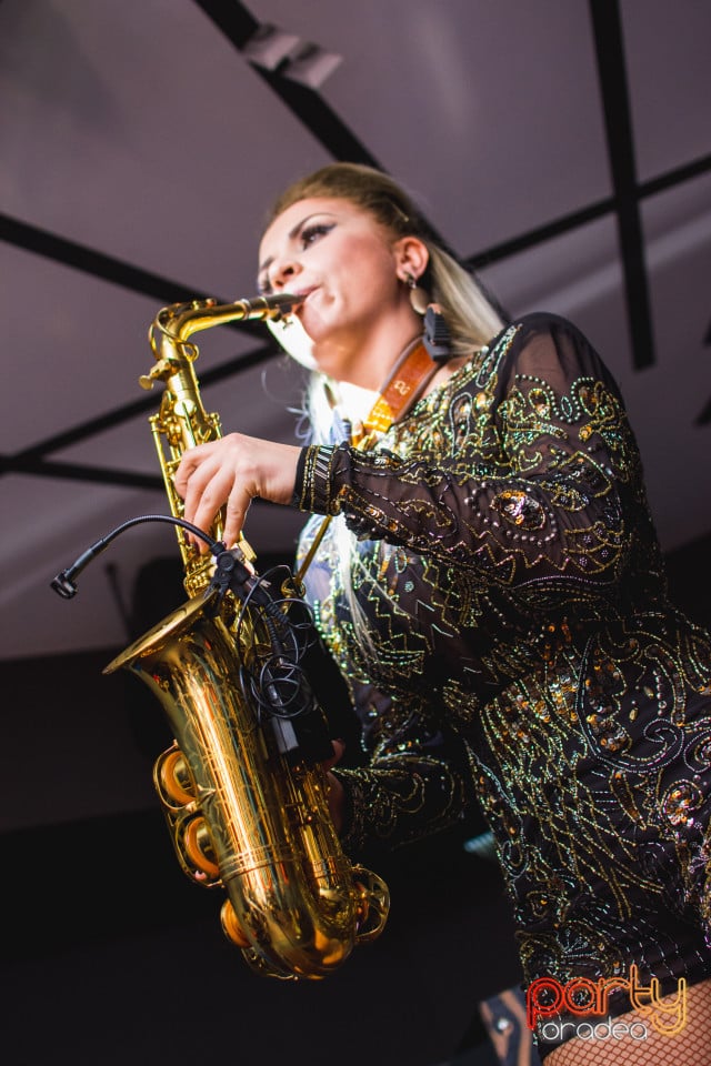 Sax & The Violy Lady by Promo Events, 