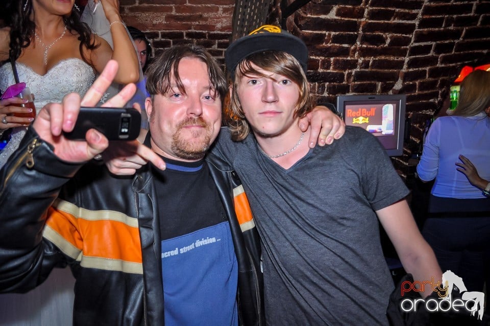 Say goodbye for the Summer, 