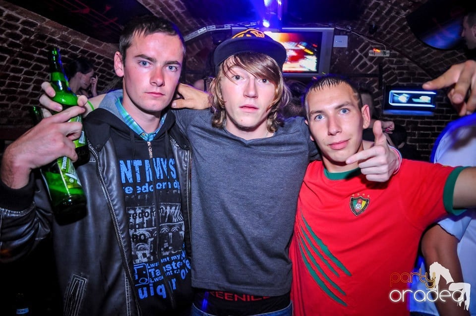 Say goodbye for the Summer, 