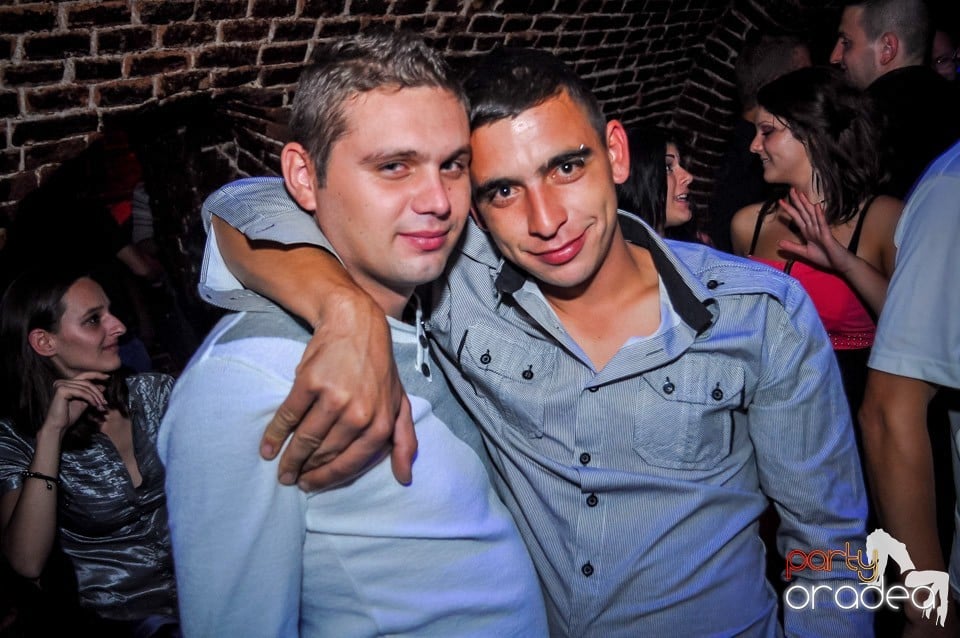 Say goodbye for the Summer, 