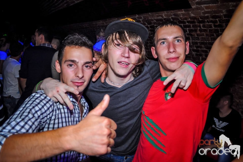 Say goodbye for the Summer, 