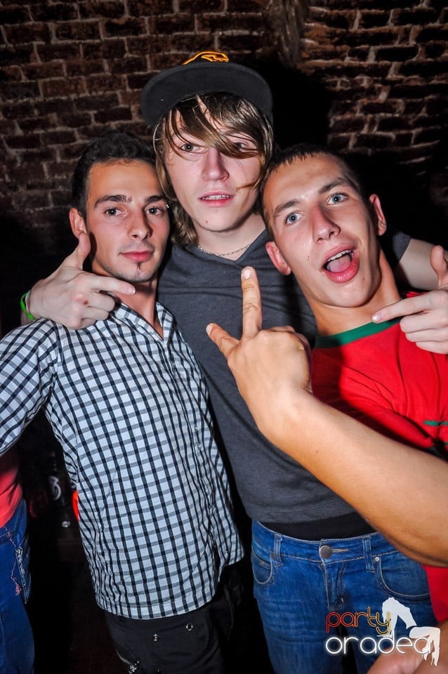 Say goodbye for the Summer, 