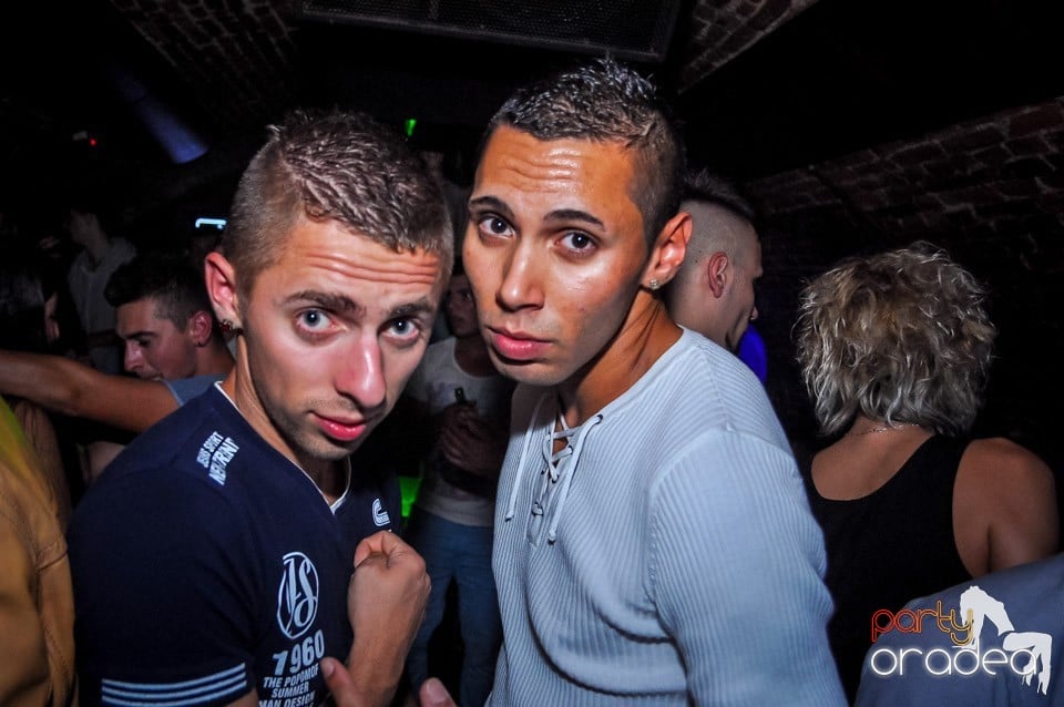 Say goodbye for the Summer, 