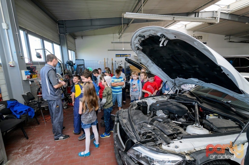 Şcoală altfel la BMW şi OPEL Oradea, BMW Grup West Premium