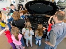 Şcoală altfel la BMW şi OPEL Oradea