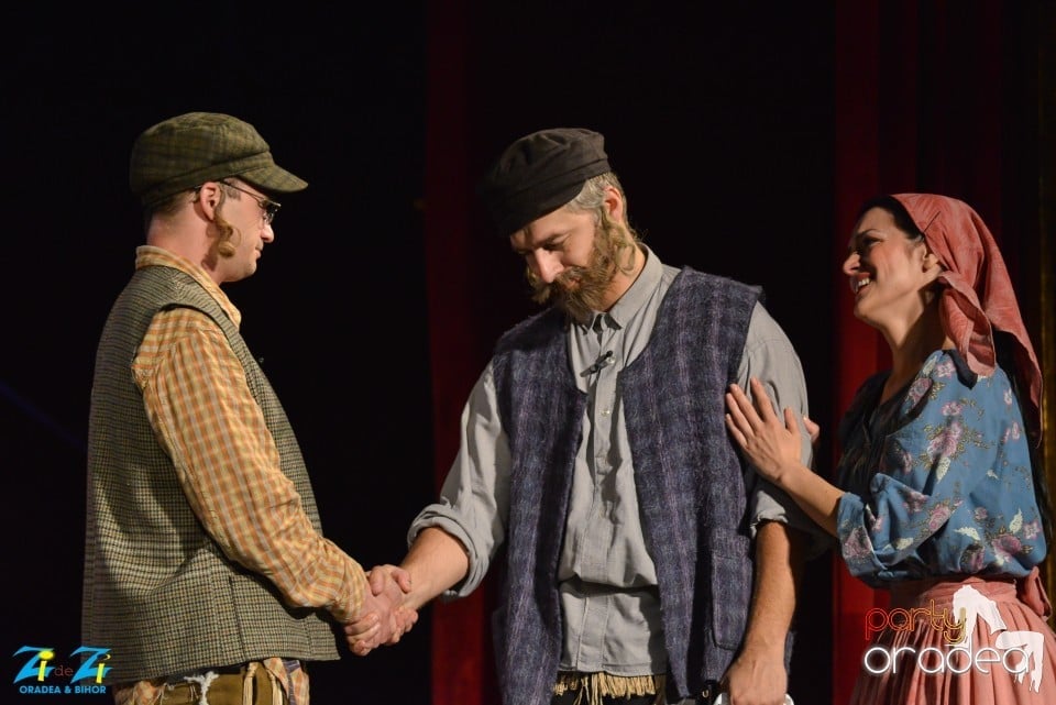 SCRIPCARUL PE ACOPERIŞ, Teatrul Regina Maria