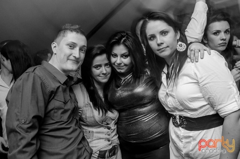 Seara de 8 Martie în Window Pub, 