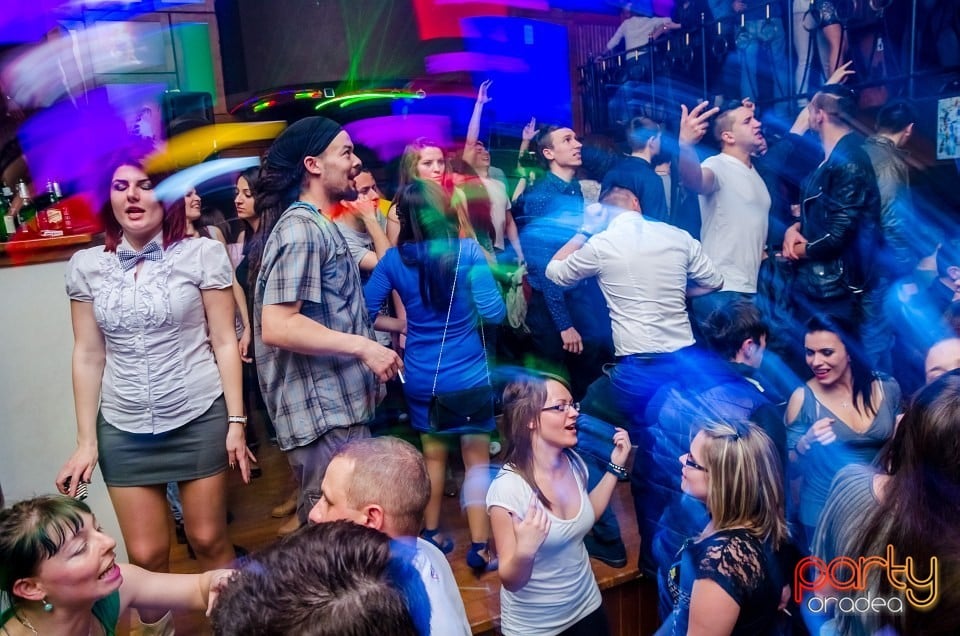 Seara de 8 Martie în Window Pub, 