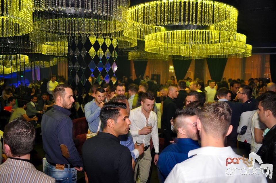 Seară de clubbing în The One,