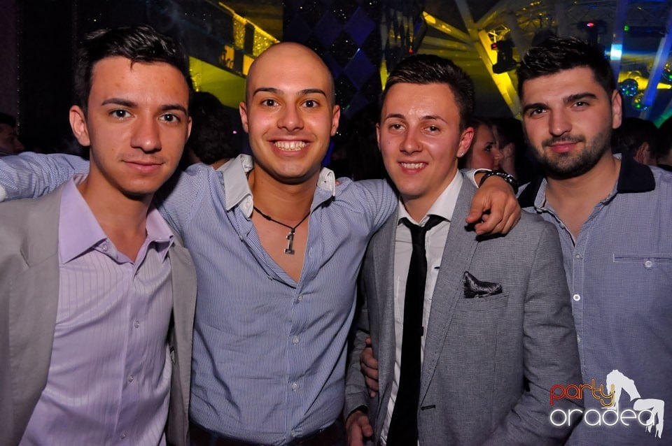 Seară de clubbing în The One,