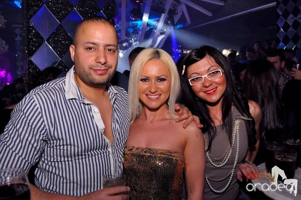 Seară de clubbing în The One,