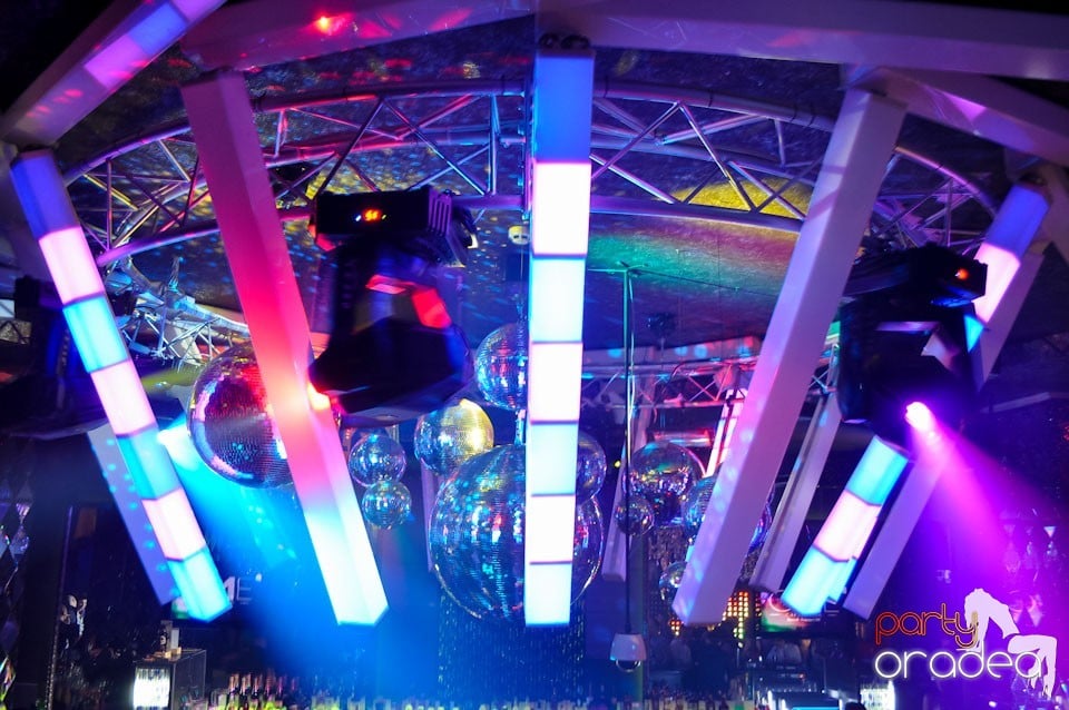 Seară de clubbing în The One,