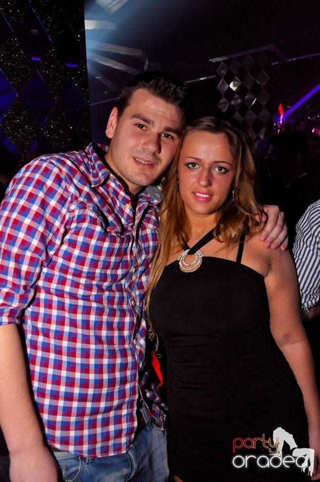 Seară de clubbing în The One,