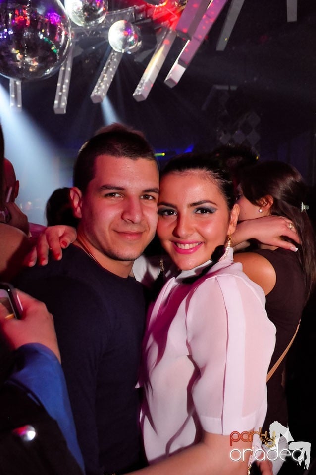 Seară de clubbing în The One,