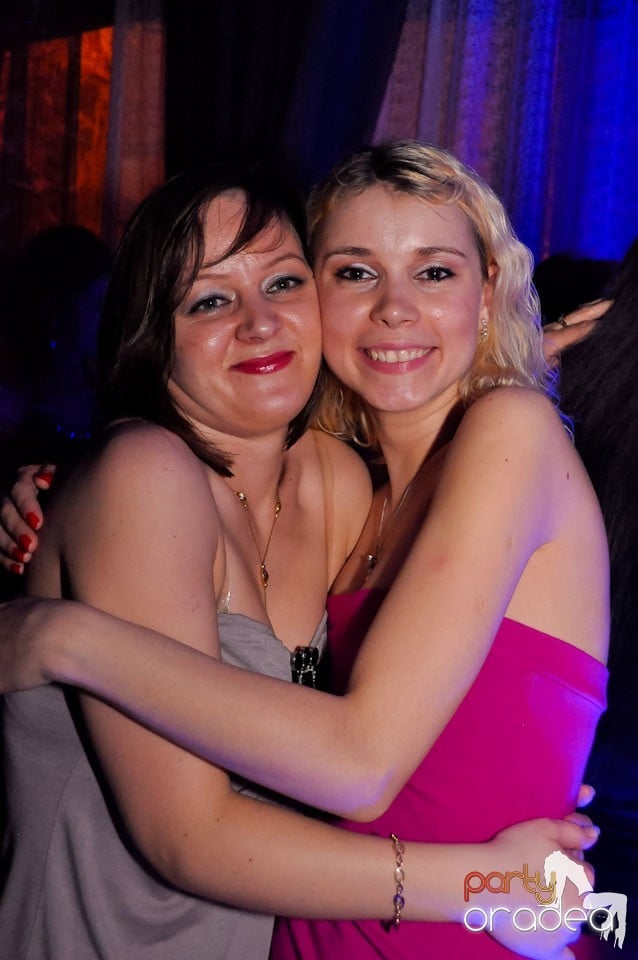 Seară de clubbing în The One,