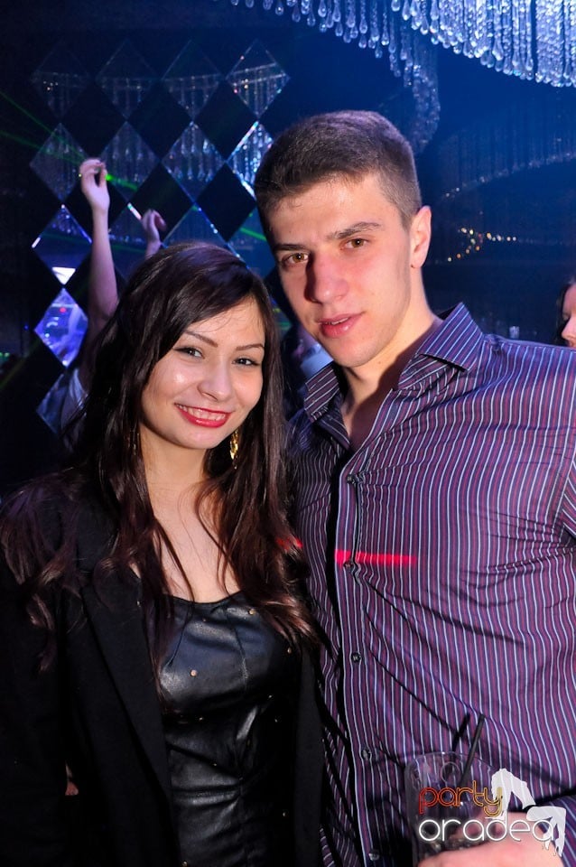 Seară de clubbing în The One,