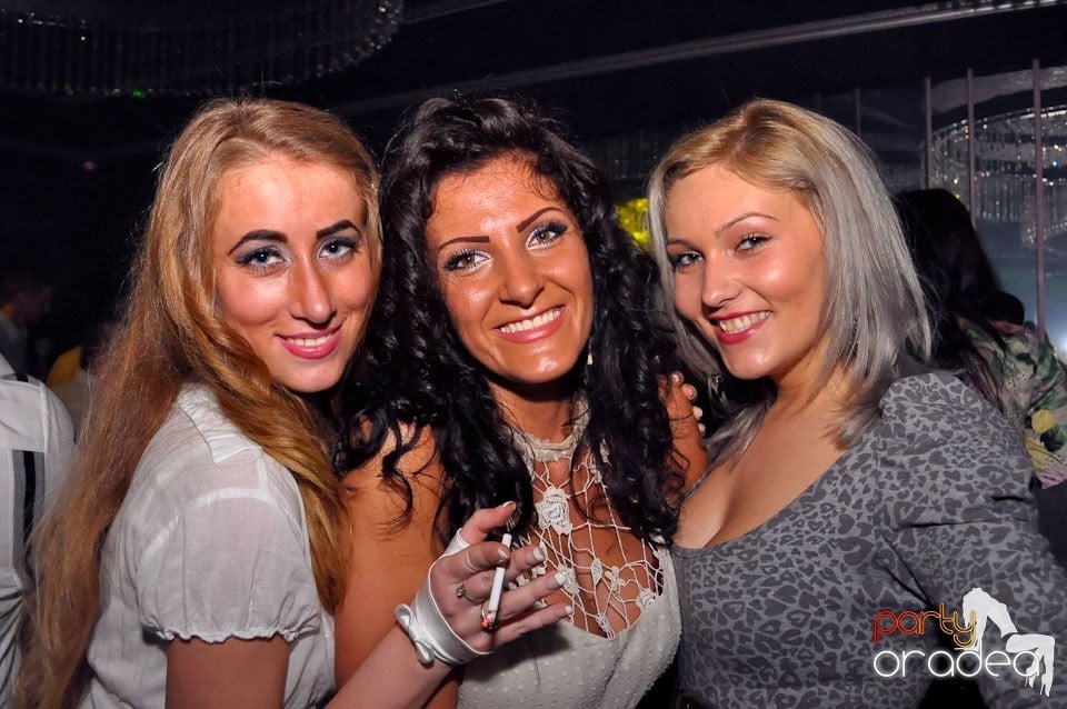 Seară de clubbing în The One,