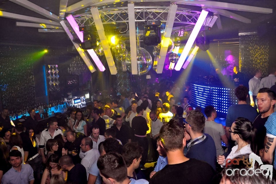 Seară de clubbing în The One,