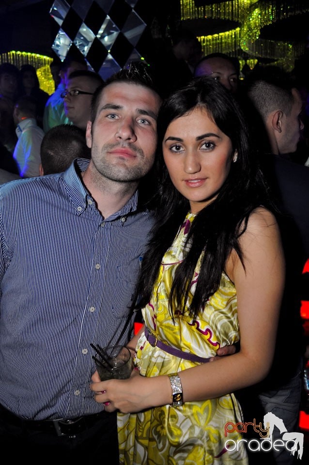 Seară de clubbing în The One,