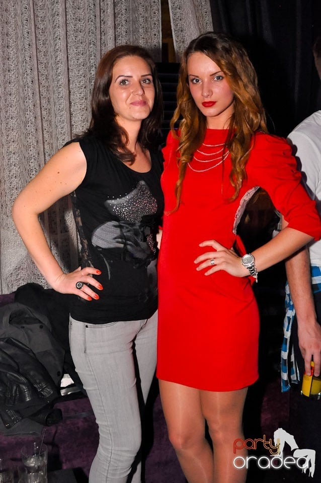 Seară de clubbing în The One,