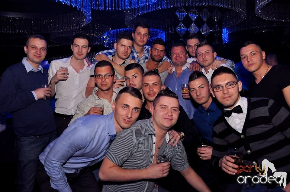 Seară de clubbing în The One,