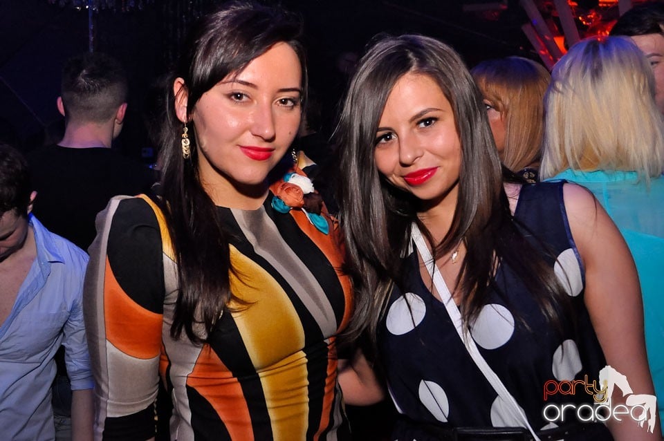 Seară de clubbing în The One,