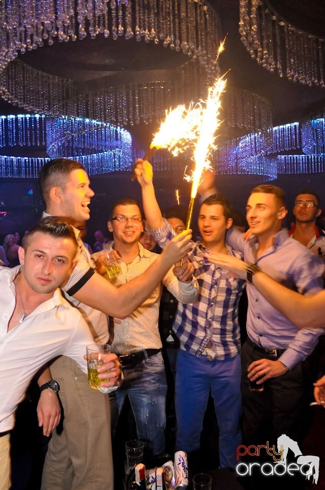 Seară de clubbing în The One,