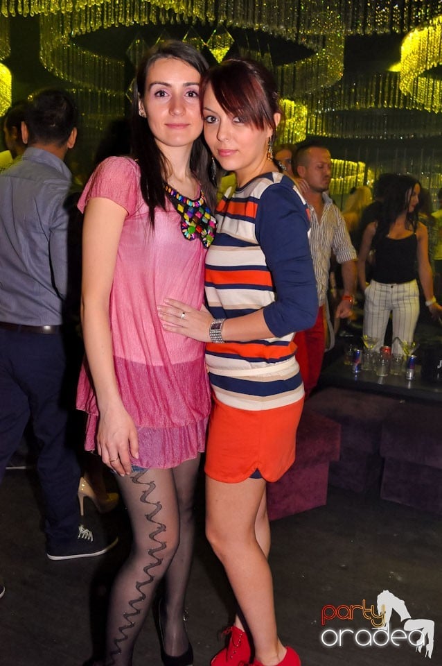 Seară de clubbing în The One,