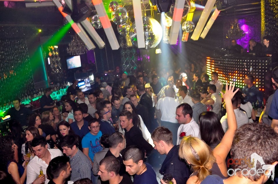 Seară de clubbing în The One,