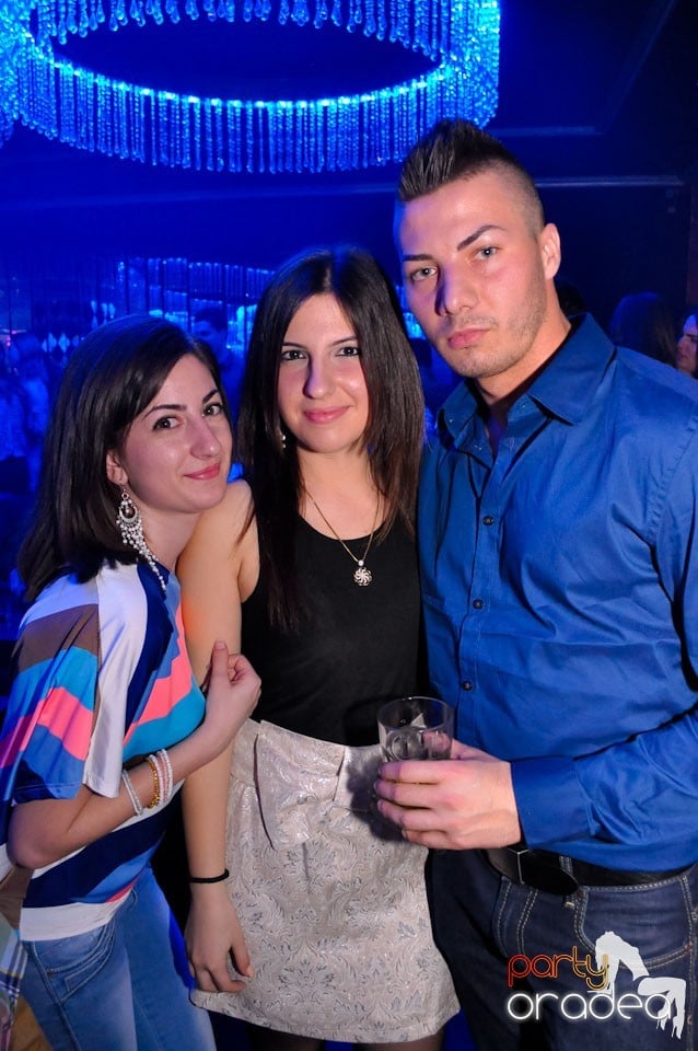 Seară de clubbing în The One,