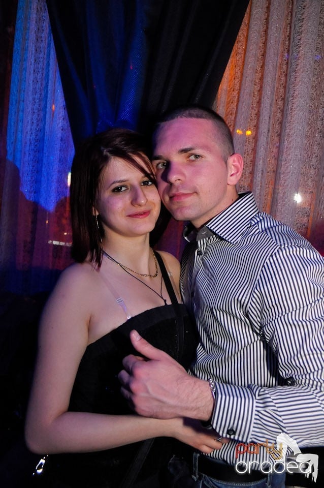 Seară de clubbing în The One,